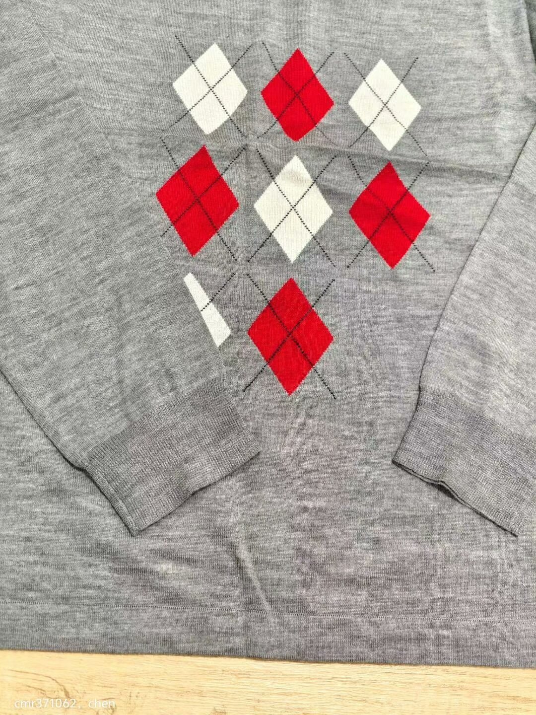 visvim diamante v-neck — detail