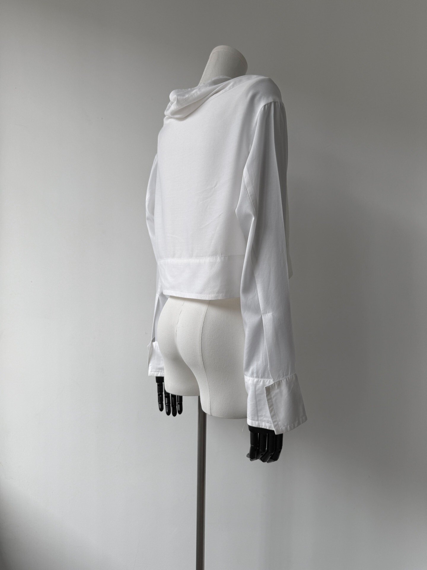 Yohji Yamamoto Femme 09AW Asymmetric Short Jacket — label
