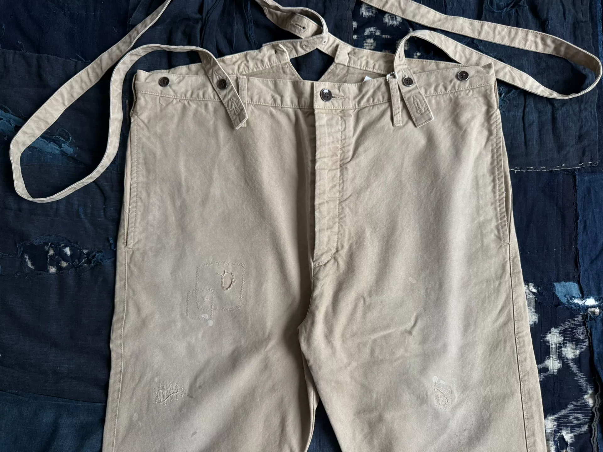 visvim 21AW Travailler Braces Pants DMGD — detail