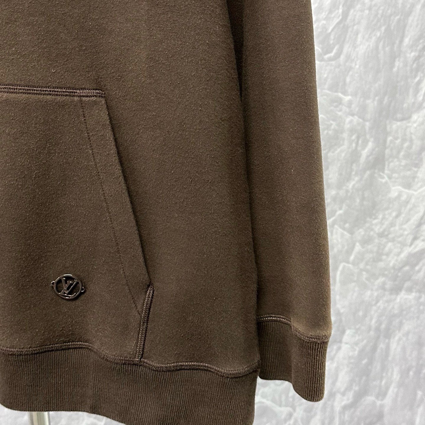 Louis Vuitton Flower Buckle Hoodie — detail