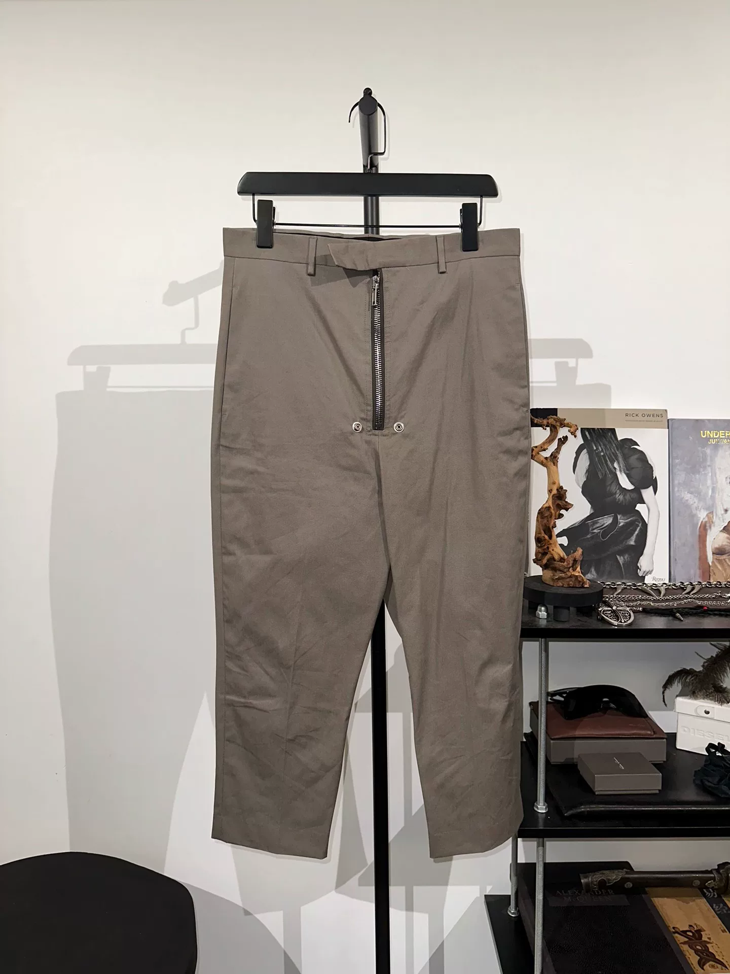 Rick Owens Grayish-Brown Straight-Leg Cropped Pants