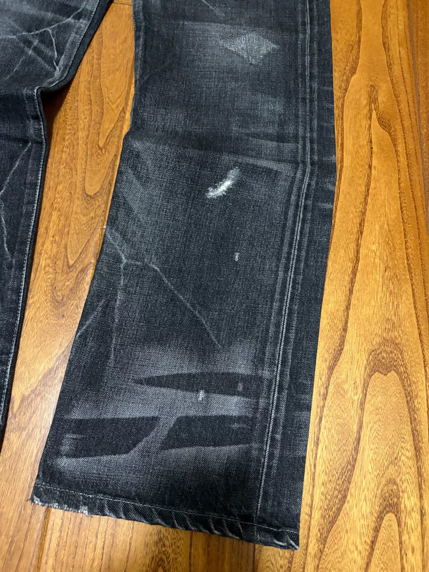 Neighborhood 05 Lightning Distressed Jeans — back