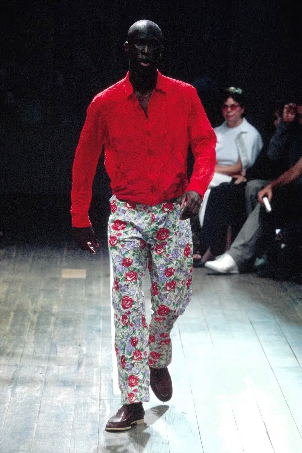 Yohji Yamamoto 01ss Red Silk Shirt — detail