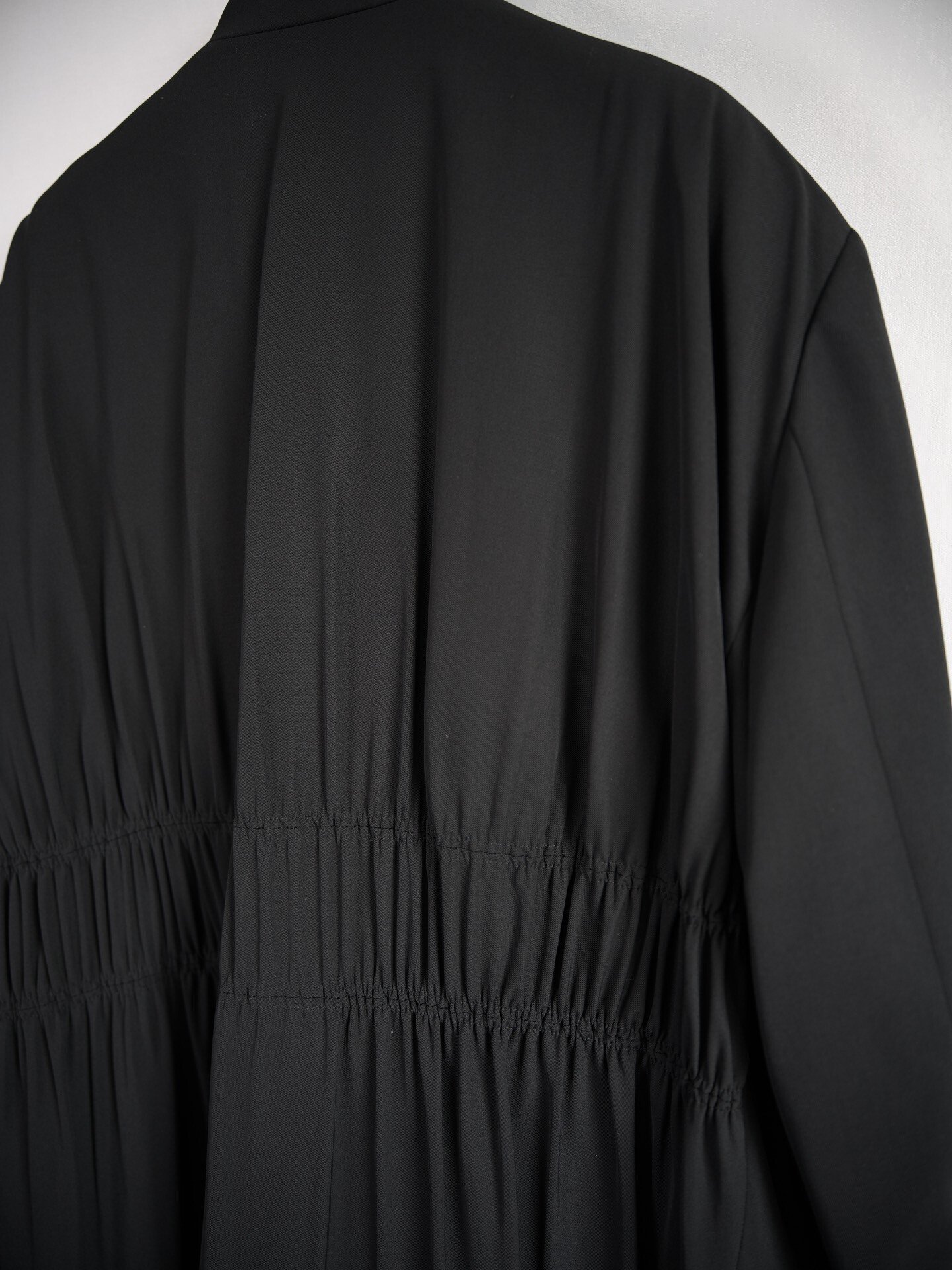 Yohji Yamamoto 01SS Back Pleated Runway Coat — front