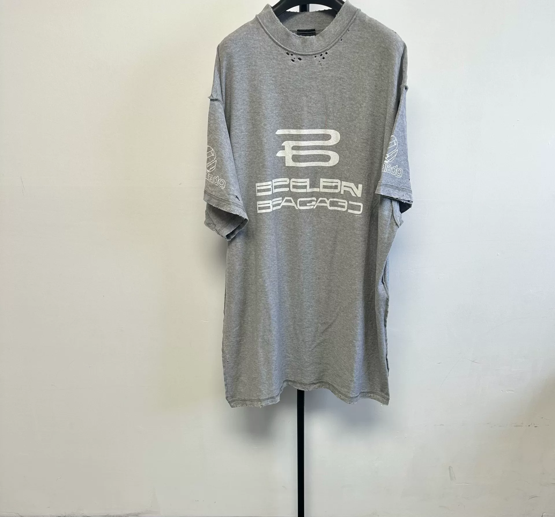 Balenciaga Gray Logo Crew Neck Short-Sleeve Tee