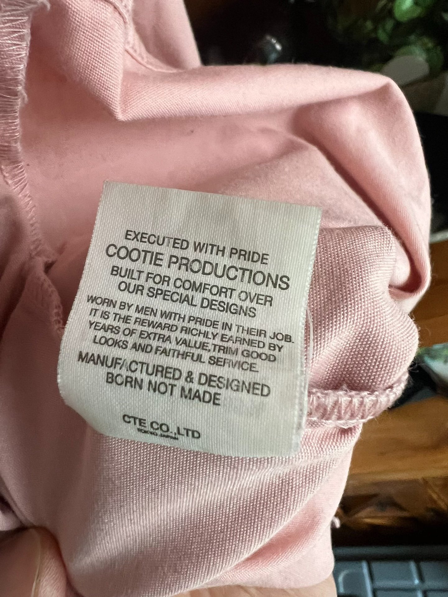 Cootie Pink Utility Short-Sleeve Print Shirt — label