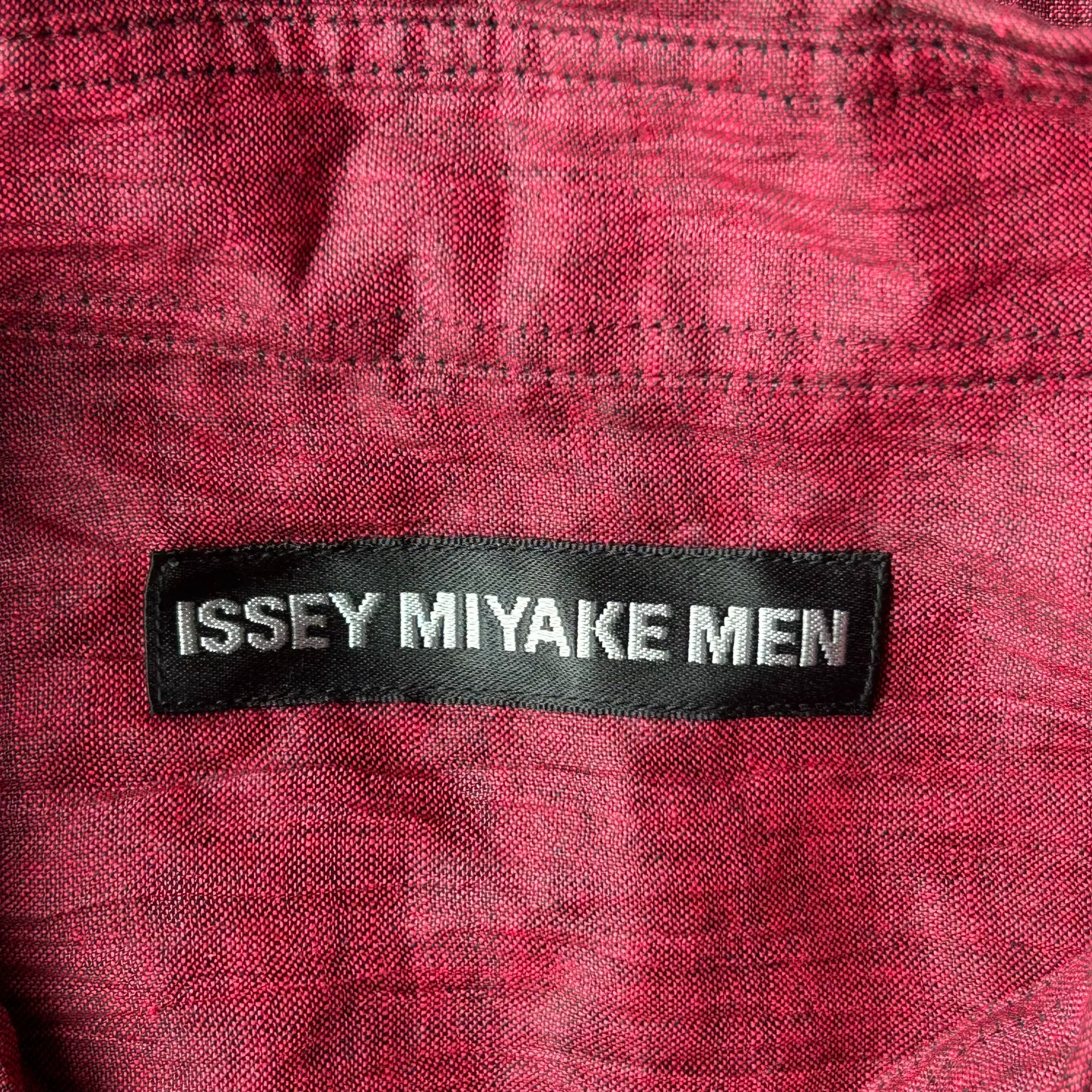 Issey Miyake Men 19SS Wrinkled Ramie Shirt — label