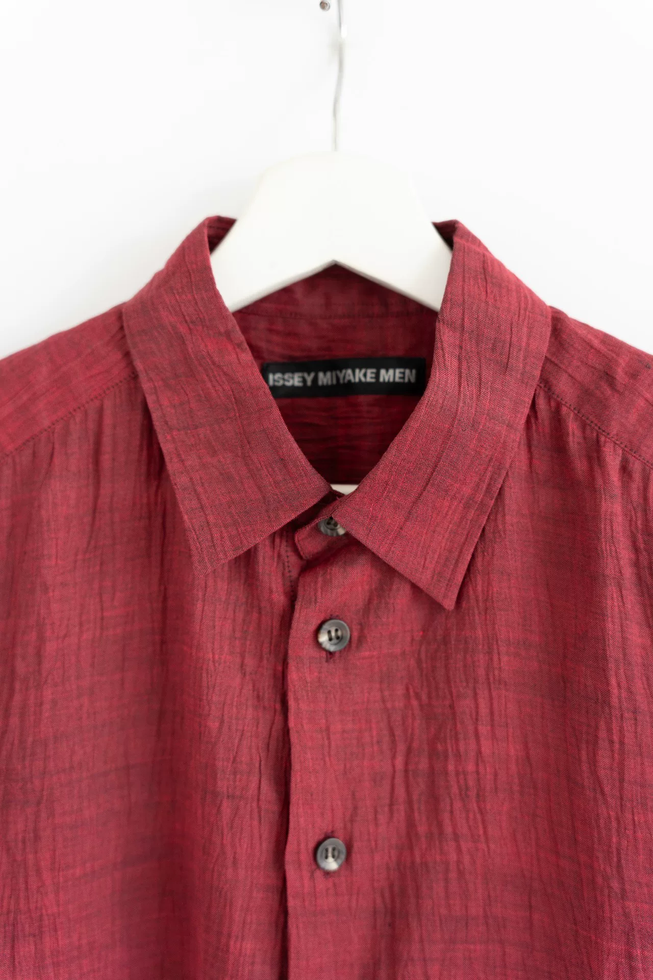 Issey Miyake Men 19SS Wrinkled Ramie Shirt — detail