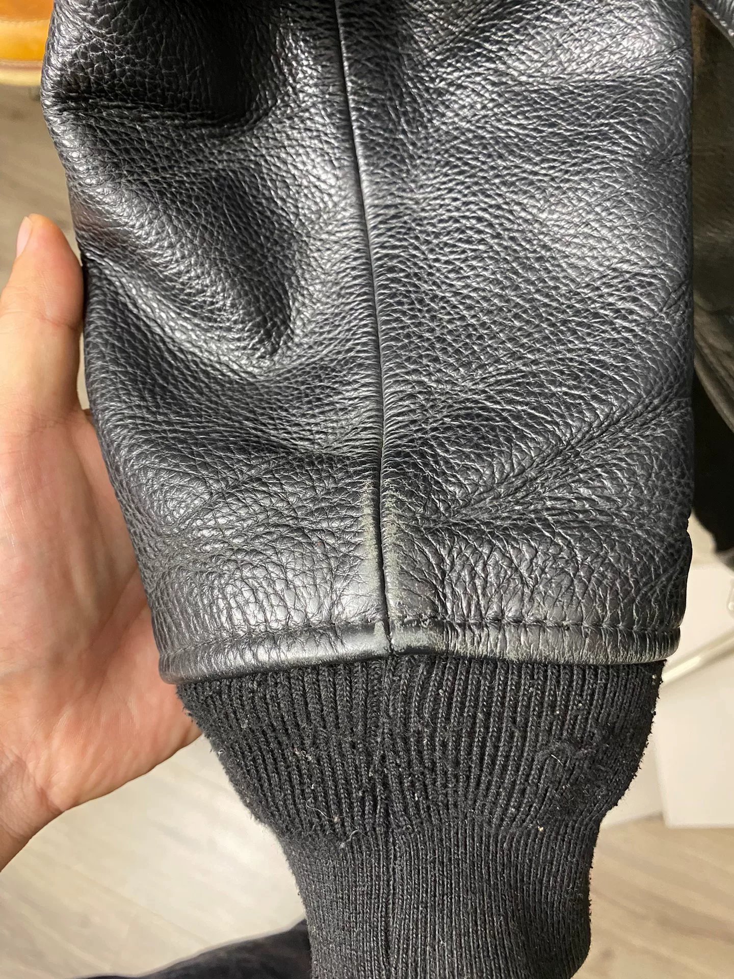 Avirex G1 Tom Cruise Style Jacket — label