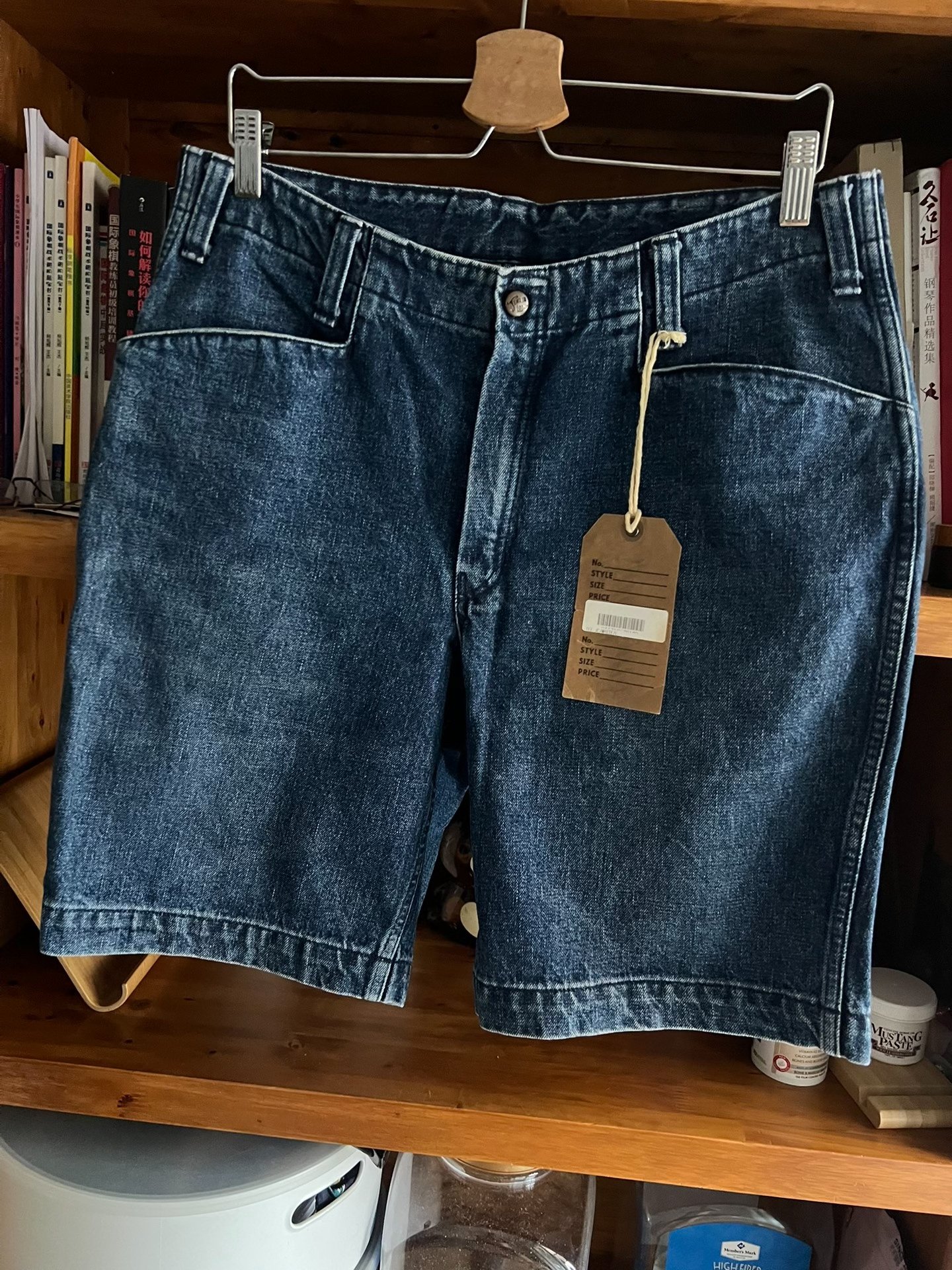 Japanese Limited 14oz Relaxed Denim Shorts — detail