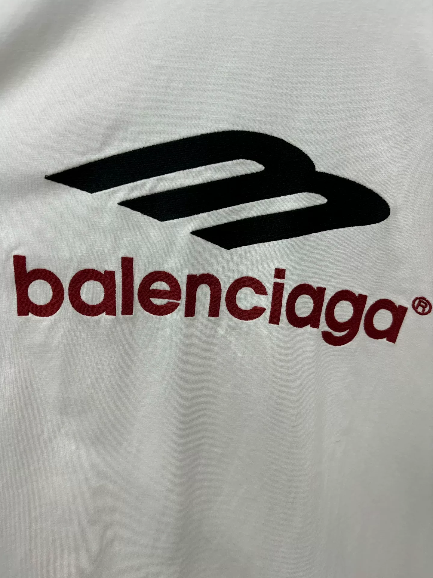Balenciaga 3B Logo Oversized Short-Sleeve Tee — detail