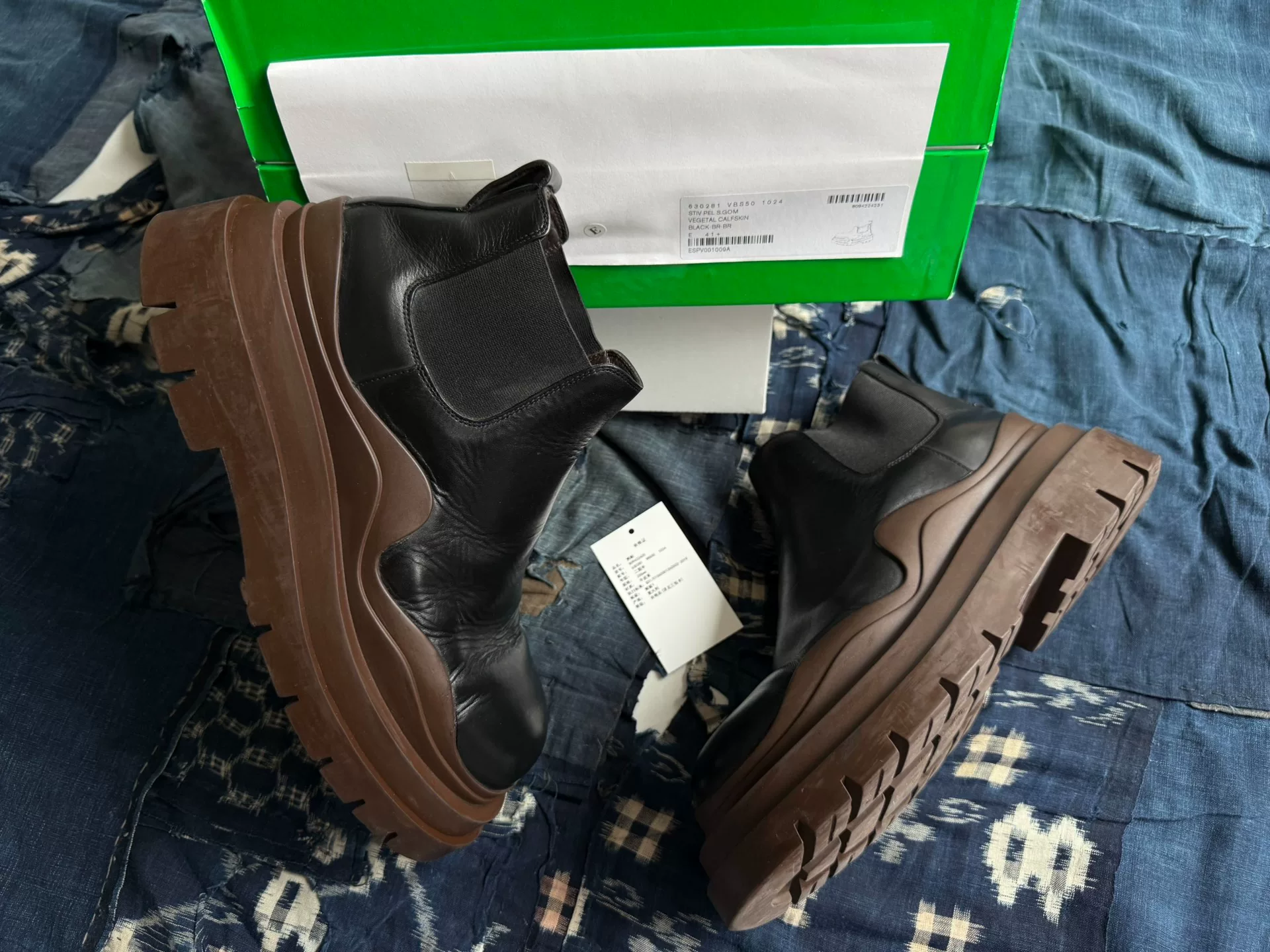 Bottega Veneta Tire Platform Chelsea Boots
