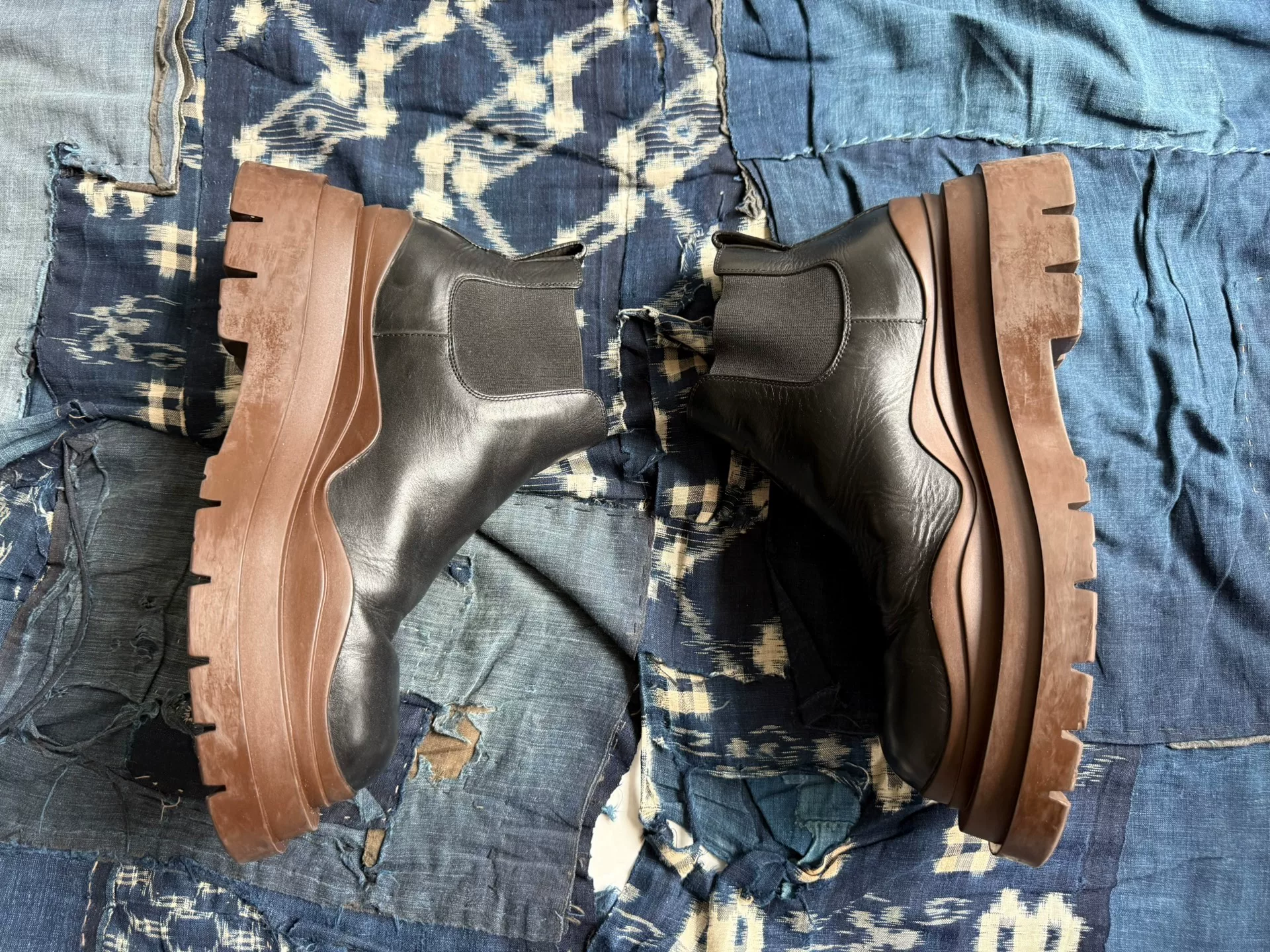 Bottega Veneta Tire Platform Chelsea Boots — back