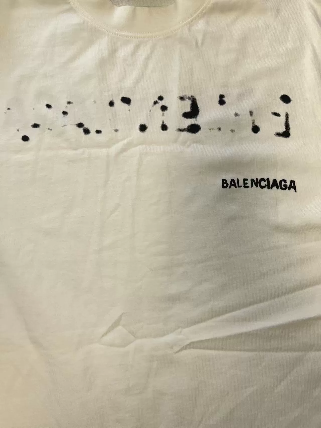Balenciaga Letter Splatter Loose Drop Shoulder T-shirt — detail