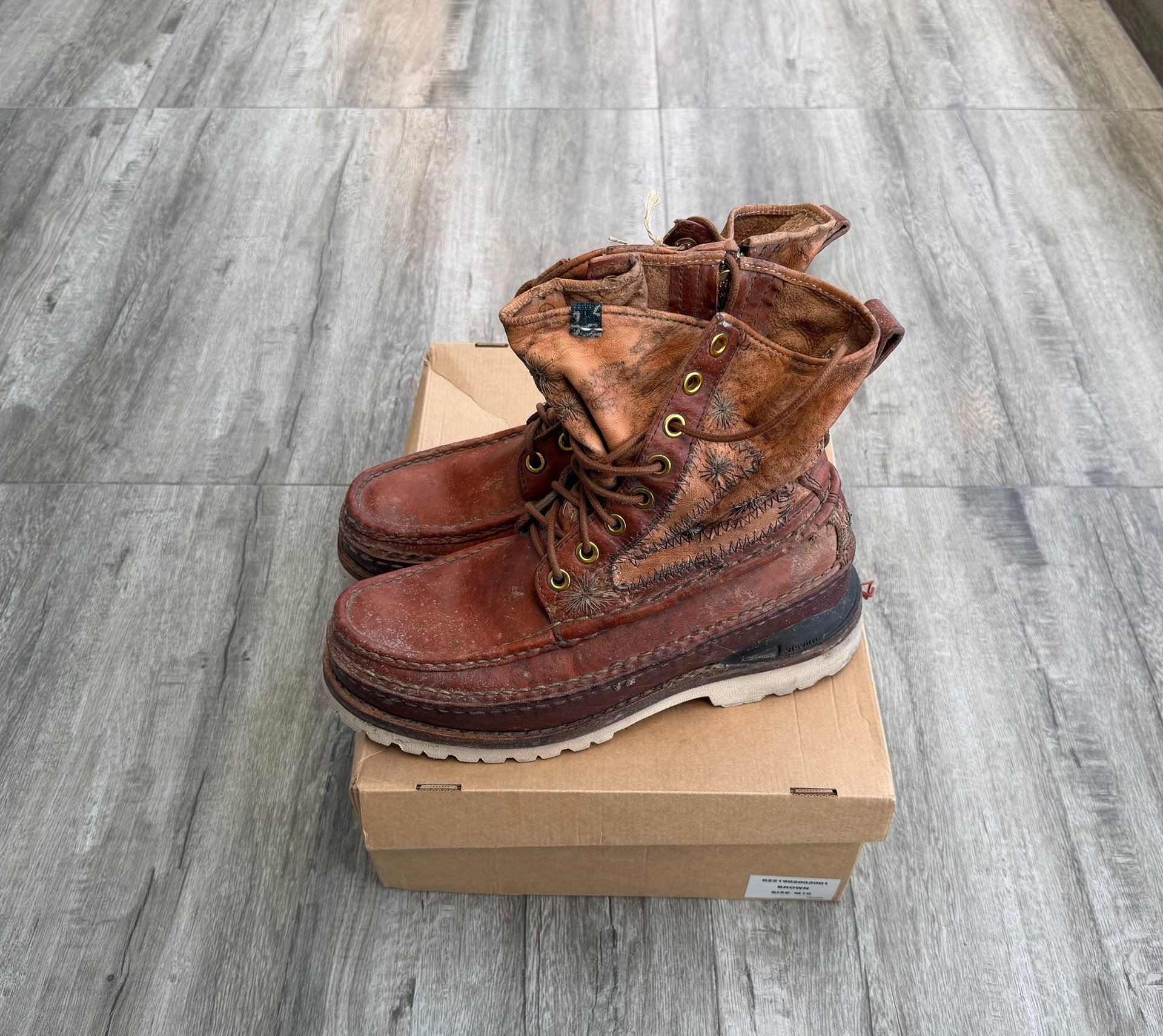 VISVIM 21AW ICT GRIZZLY BOOTS MUD — front