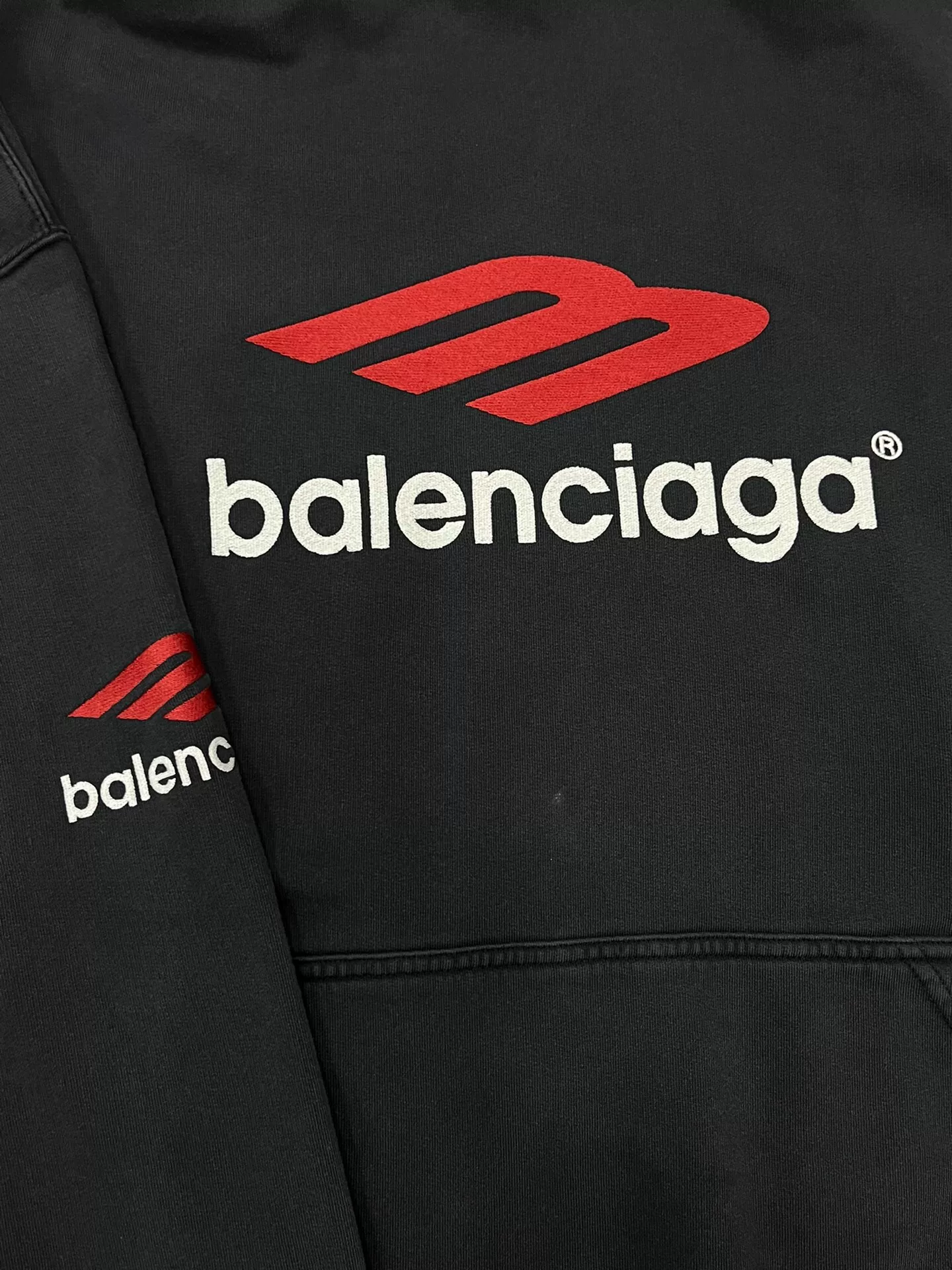 Balenciaga FW23 Logo Print Hoodie — detail