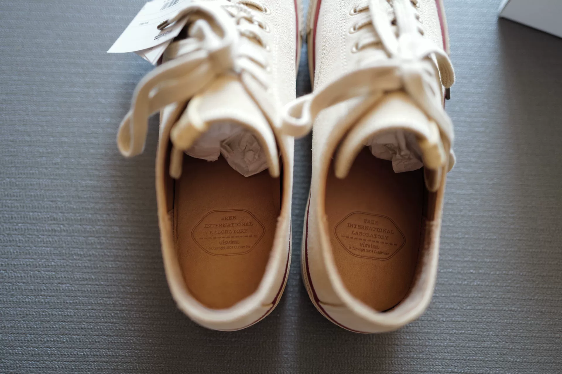 visvim 25AW Skagway Lo Suede — label