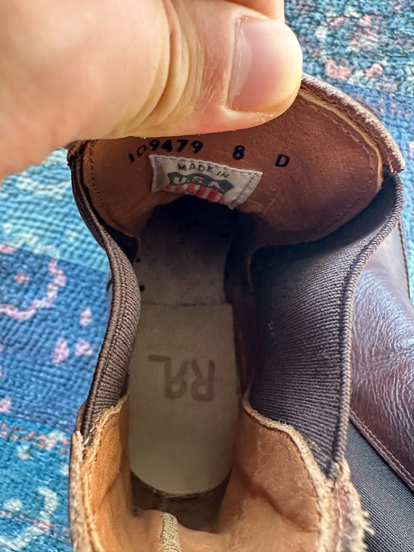 RRL Western Carved Chelsea Leather Boots — detail