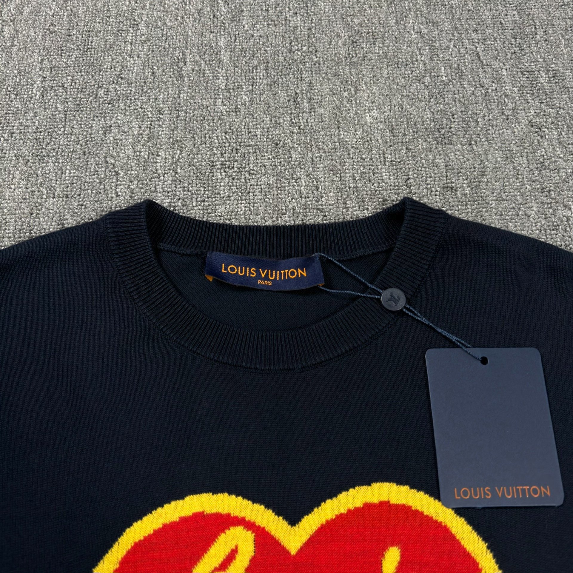 Louis Vuitton Nigo Heart Knit Short-Sleeve Top — detail
