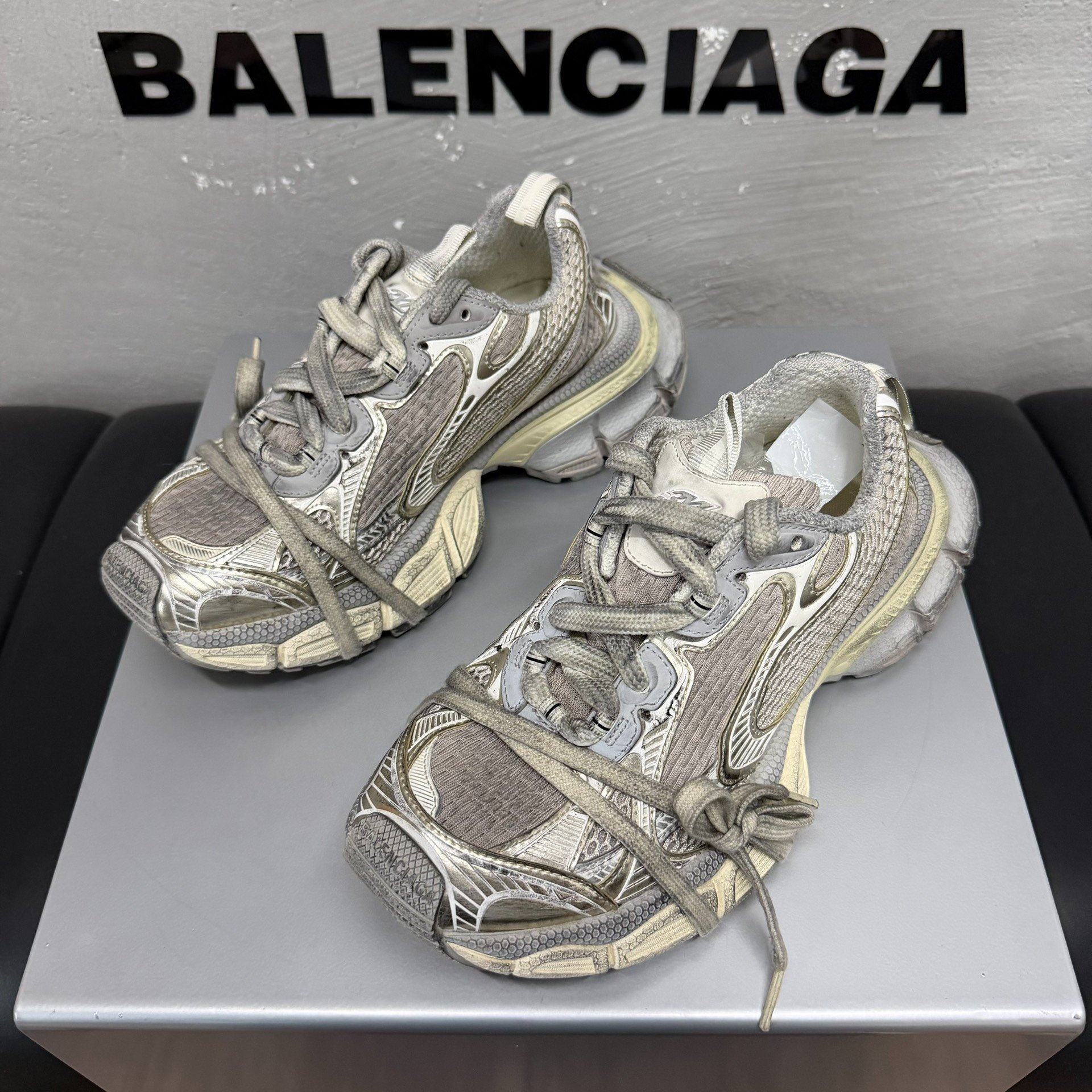 Balenciaga 3XL Beige Dad Shoes 37