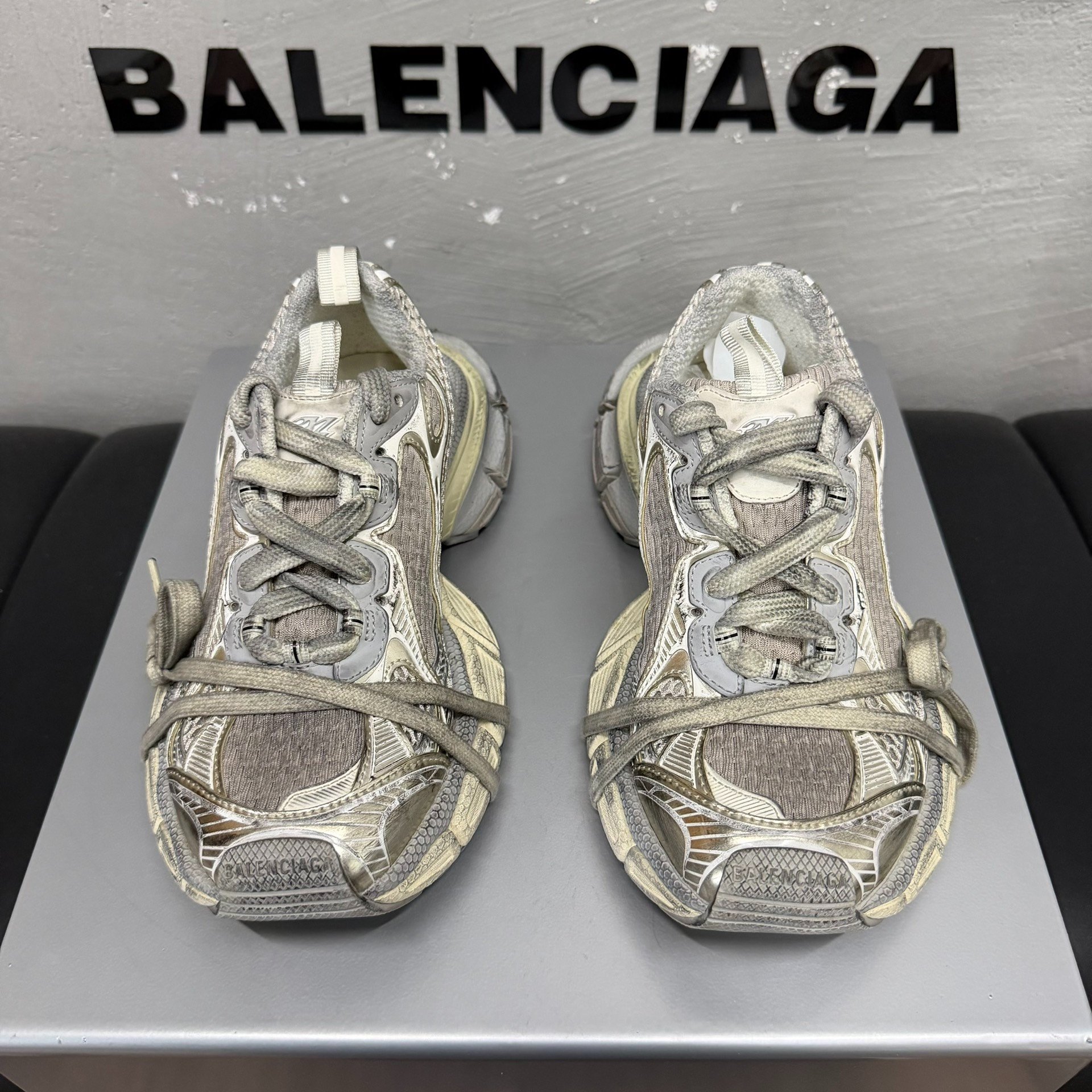 Balenciaga 3XL Beige Dad Shoes 37 — front