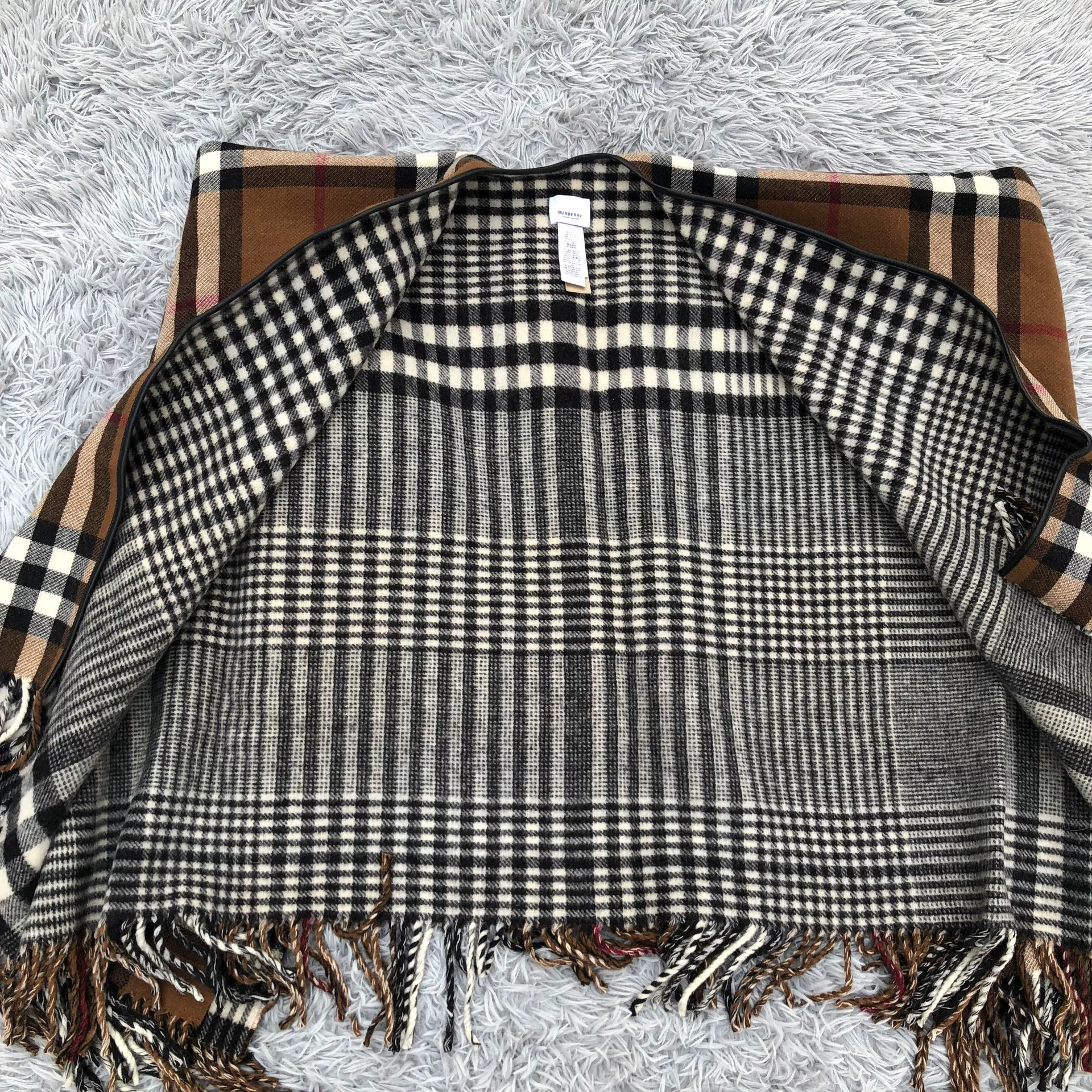 Burberry Classic Check Shawl Cape — label