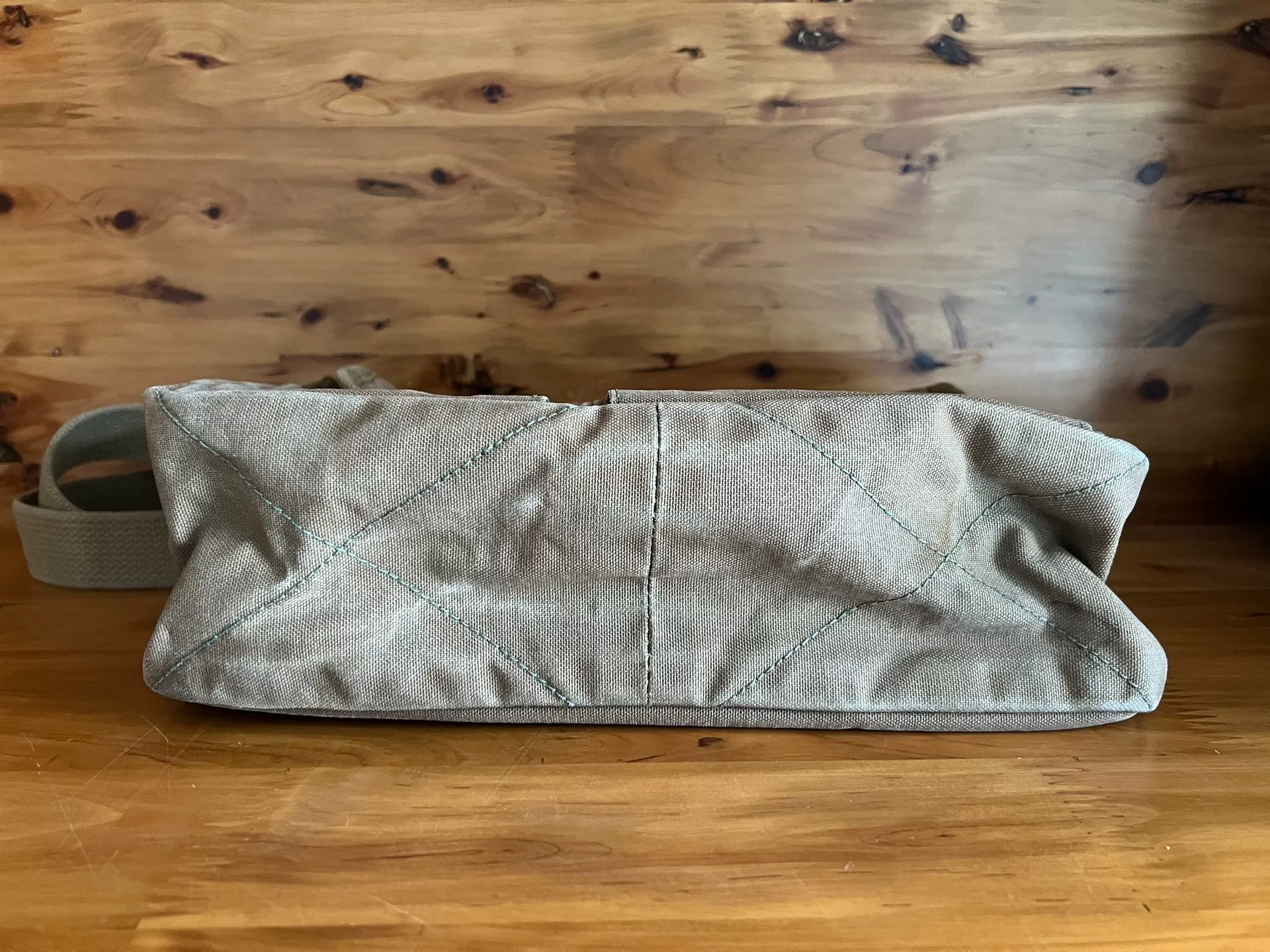 Ichizawa Shinzaburo S17 Canvas Bag Limited — detail