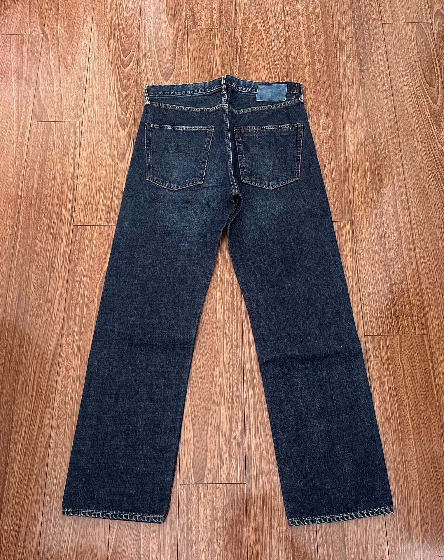 VISVIM Social Sculpture Damaged-33 D33 Washed Jeans — front