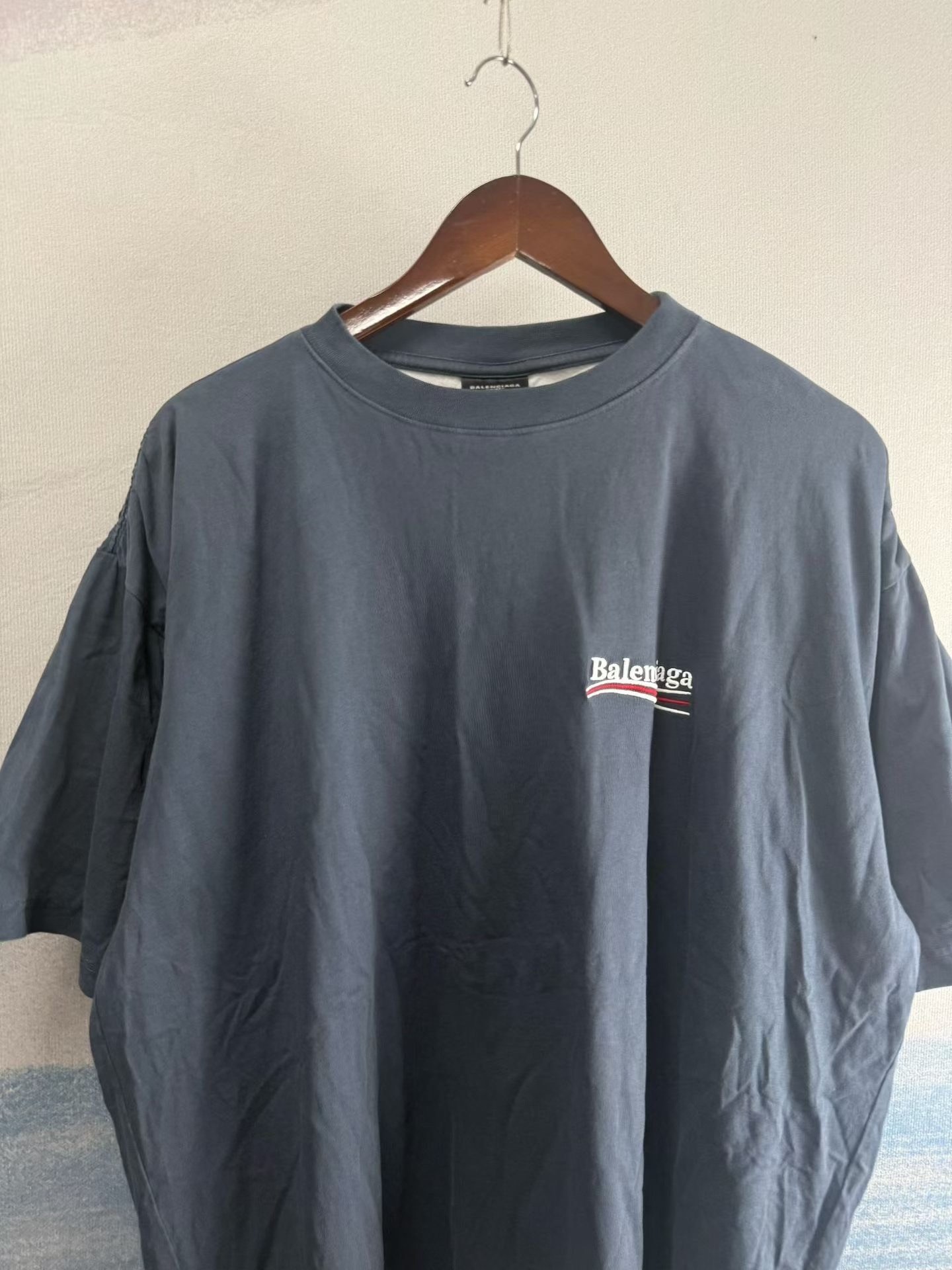 Balenciaga Cola Embroidery Fake Two-Piece Short Sleeve — detail