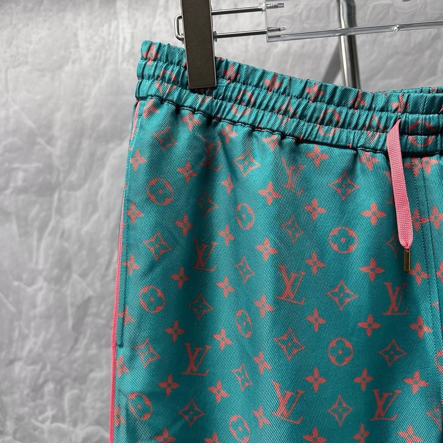 Louis Vuitton FW25 All-Over Print Silk Shorts — detail