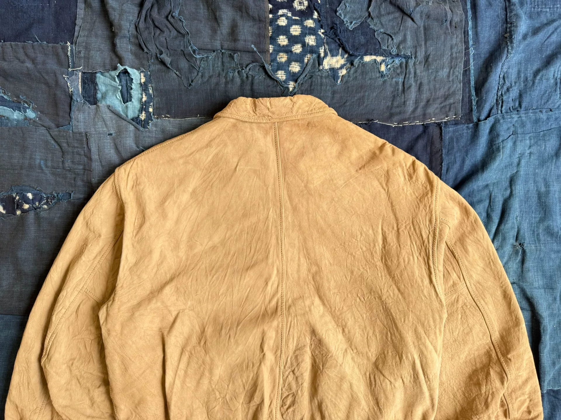 VISVIM 25AW MAHON JKT SUEDE — label