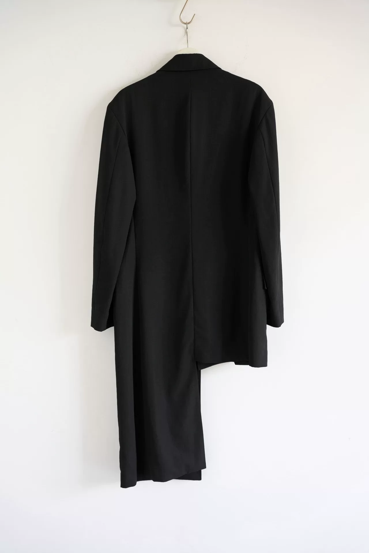 Yohji Yamamoto 19AW Asymmetric Wool Coat — front
