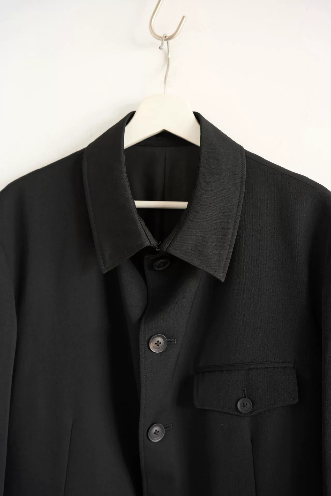 Yohji Yamamoto 19AW Asymmetric Wool Coat — detail