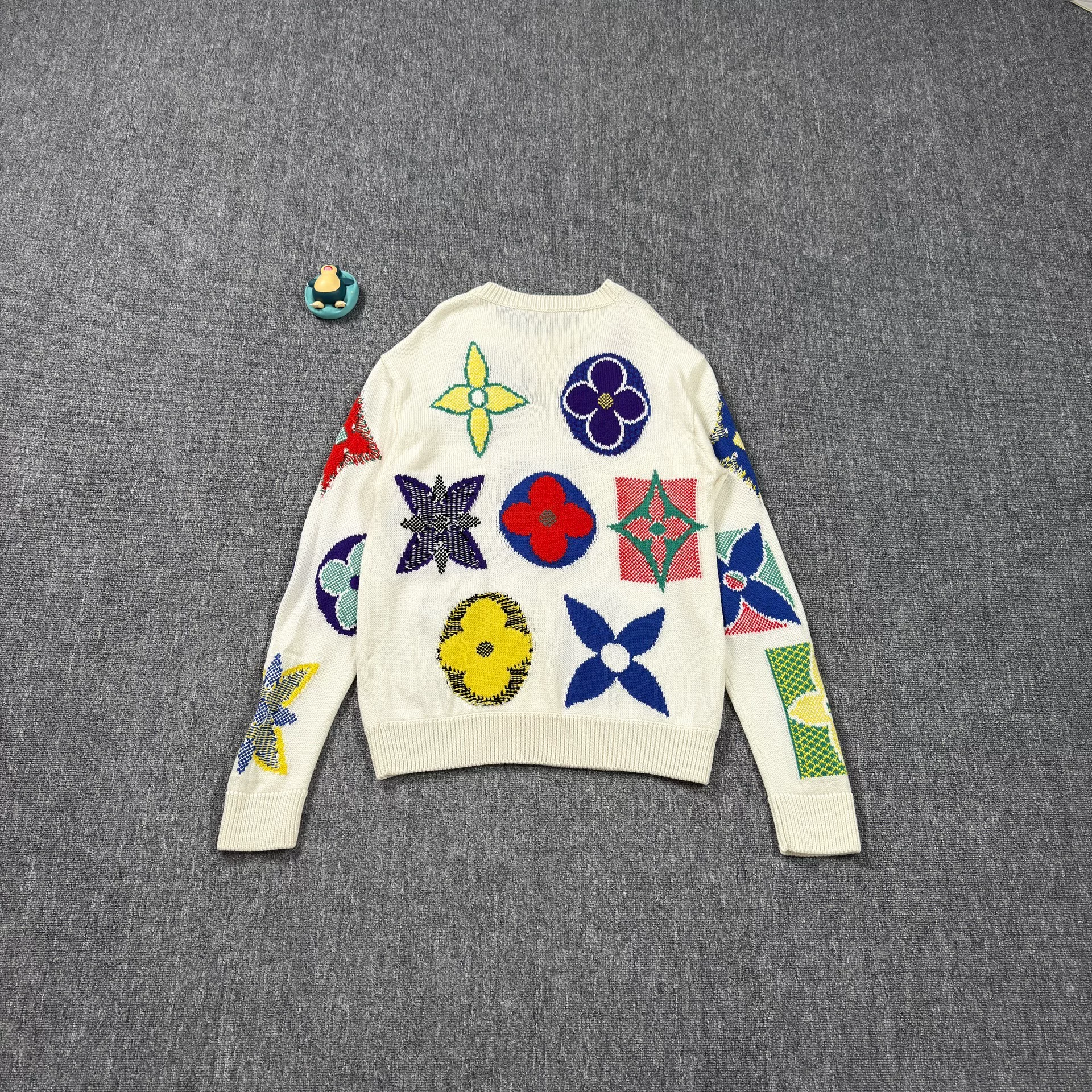 Louis Vuitton White Floral Print Sweater — front