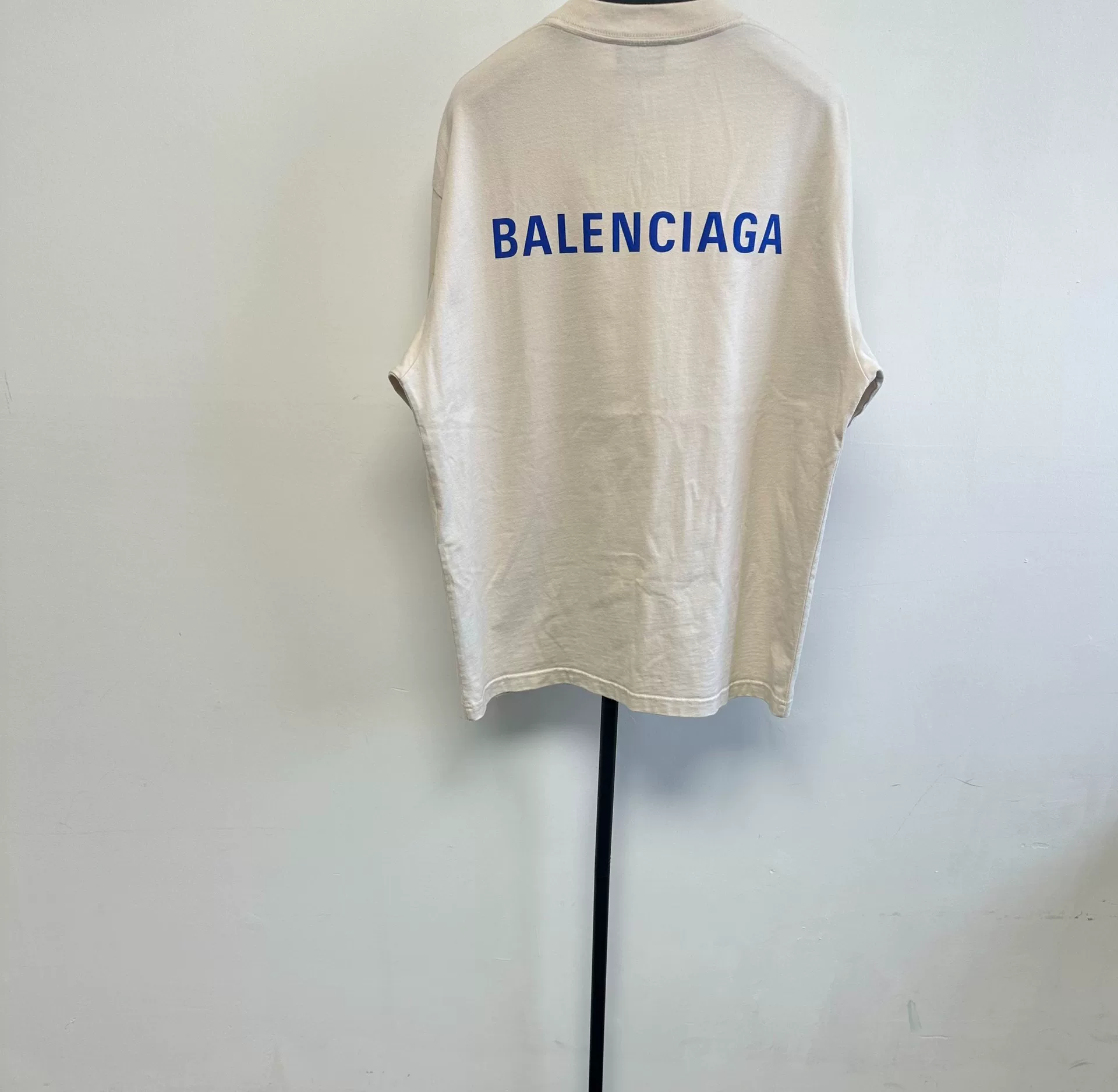 Balenciaga 'BALENCIAGA' Print Crew Neck T-Shirt — front