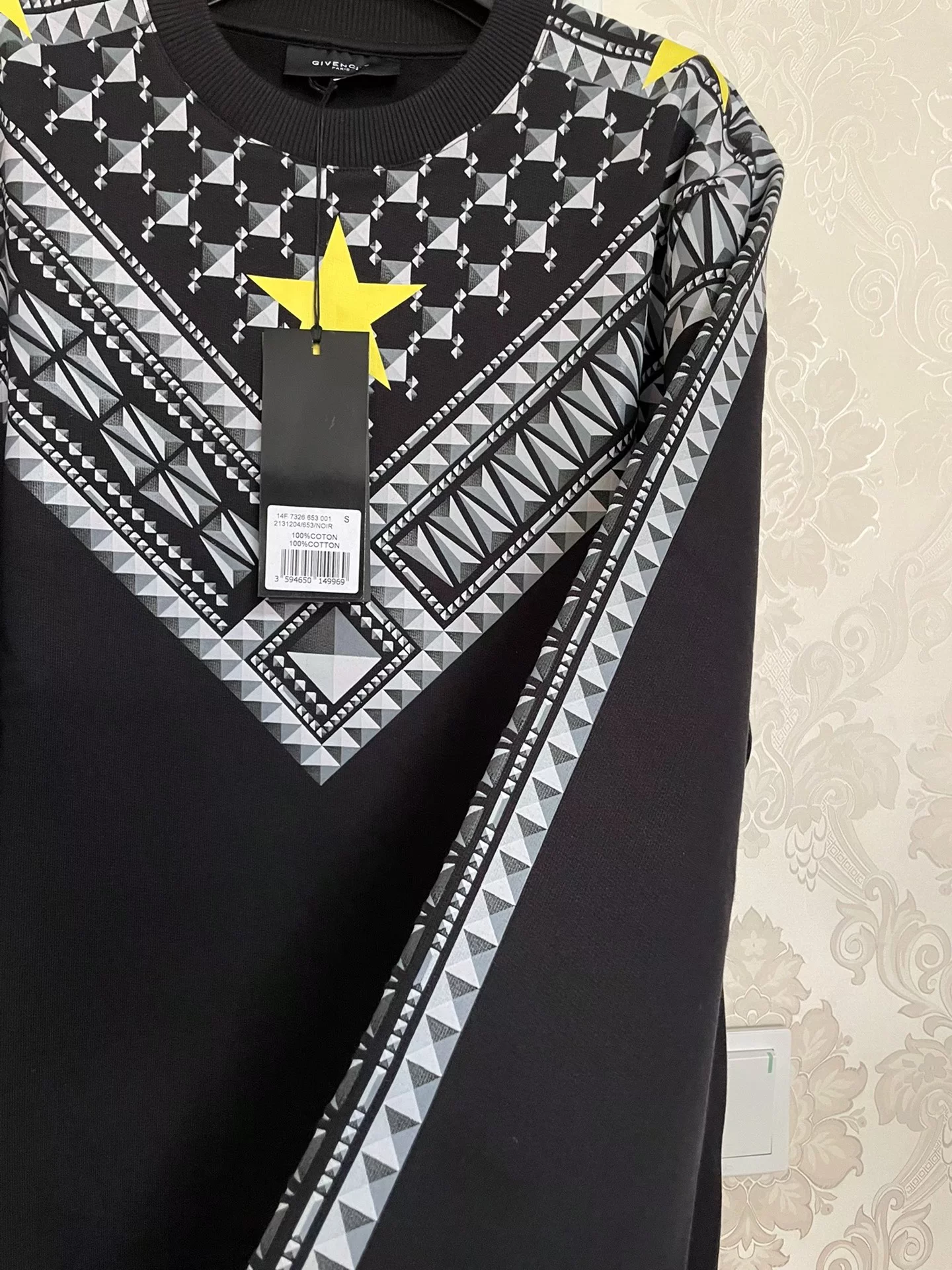 Givenchy Inverted Triangle Star Collar Fleece Sweatshirt — back