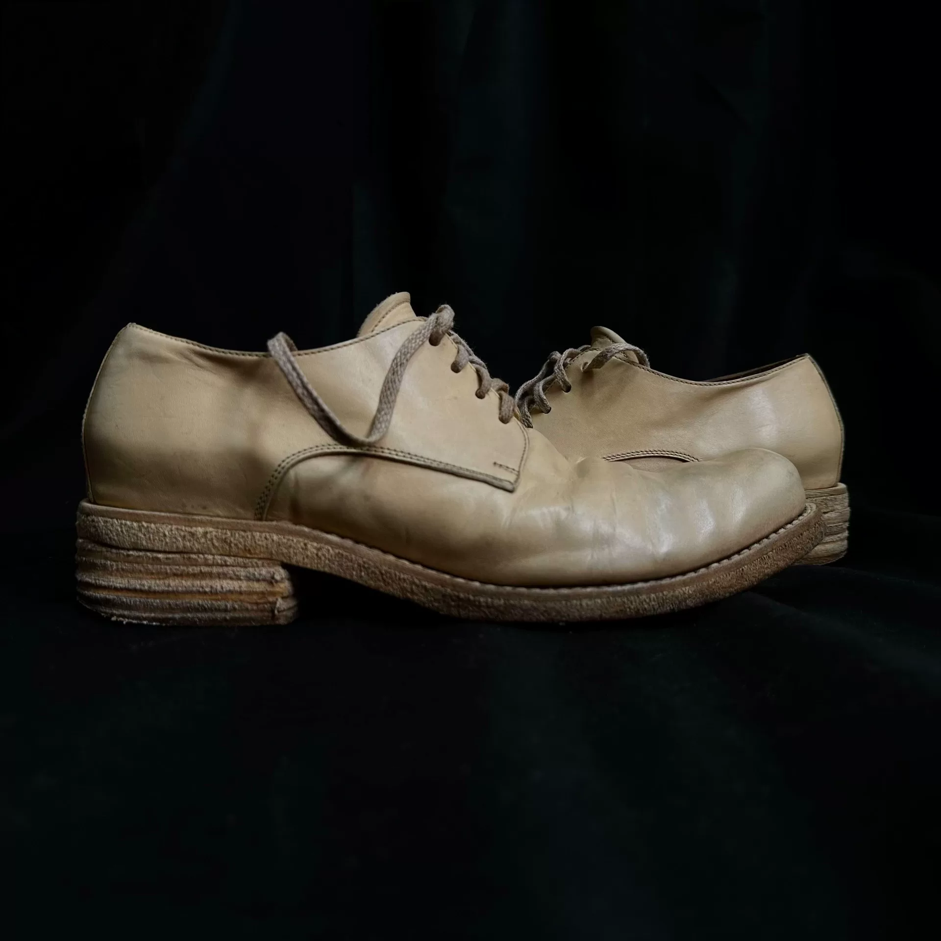Distressed Shell Cordovan Derby Shoes — back