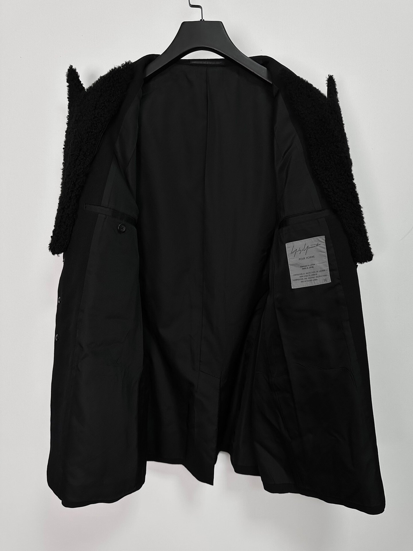 Yohji Yamamoto 1993AW Fur Runway Coat — detail