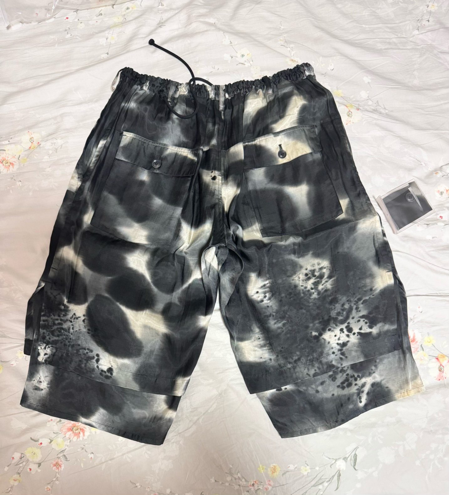 Yohji Yamamoto 14ss Ink Silk Shorts — detail