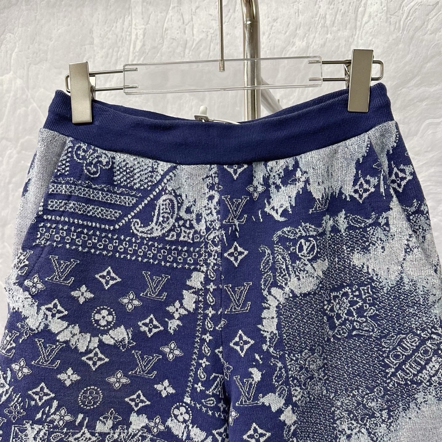 Louis Vuitton Bandana Knit Shorts XS — front