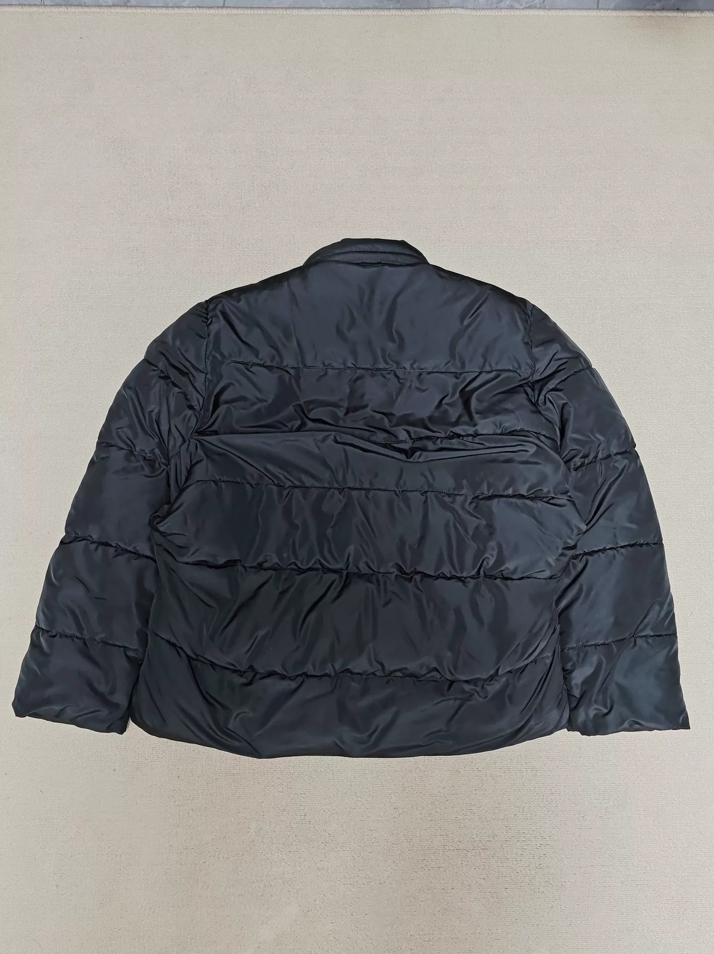 Balenciaga 22ss Sporty B Oversized Puffer Jacket — detail