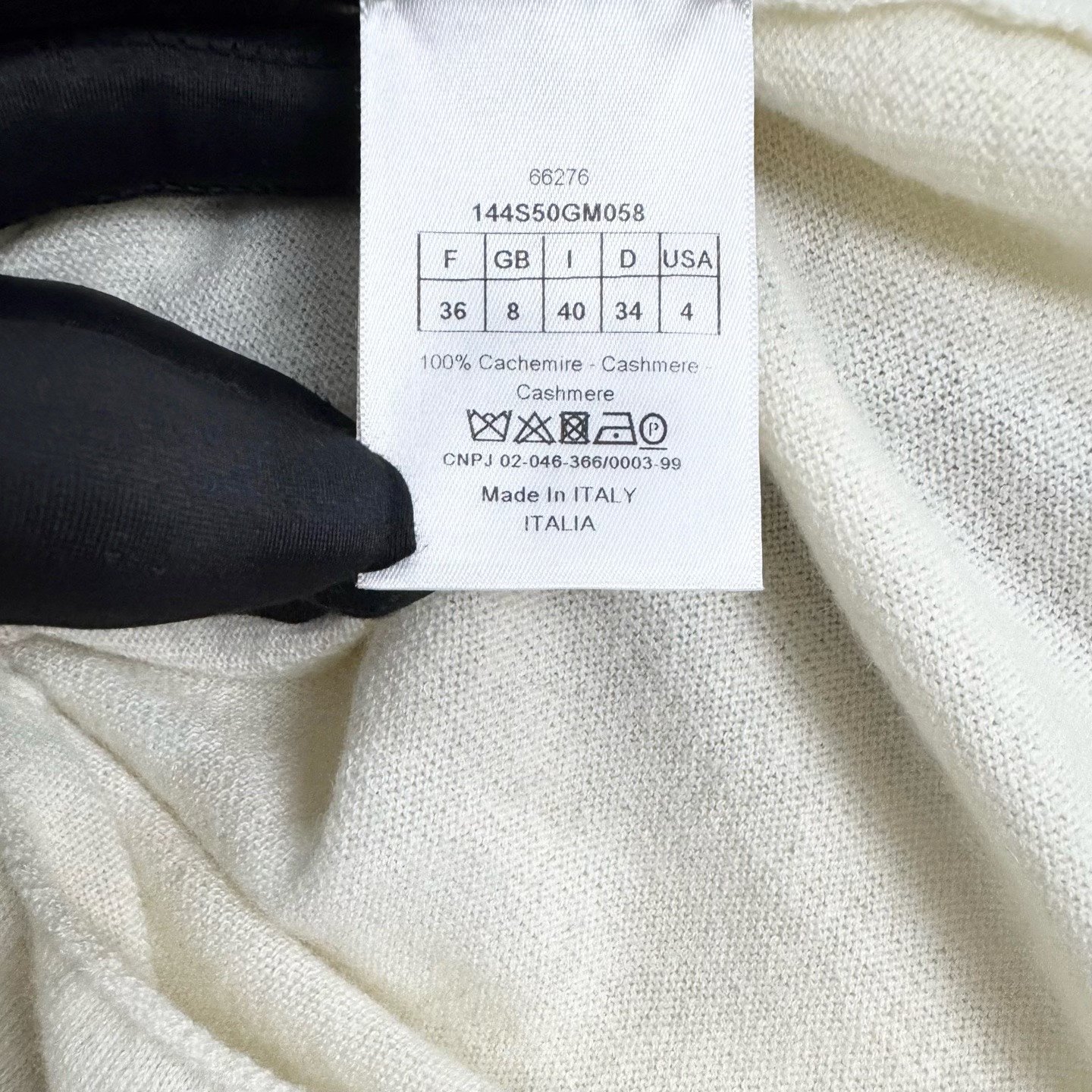 Dior Love Hourglass Slogan Cashmere Sweater — label