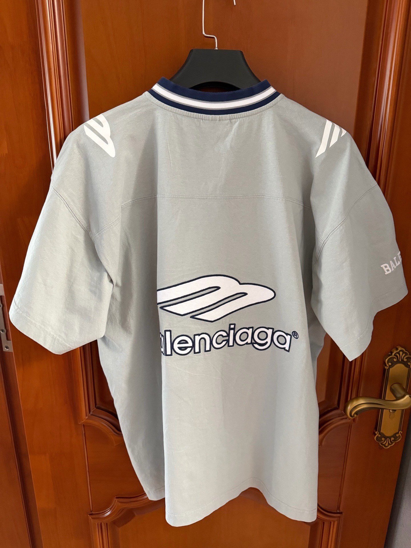 Balenciaga 3B Embroidered Logo Short-Sleeve T-Shirt — front
