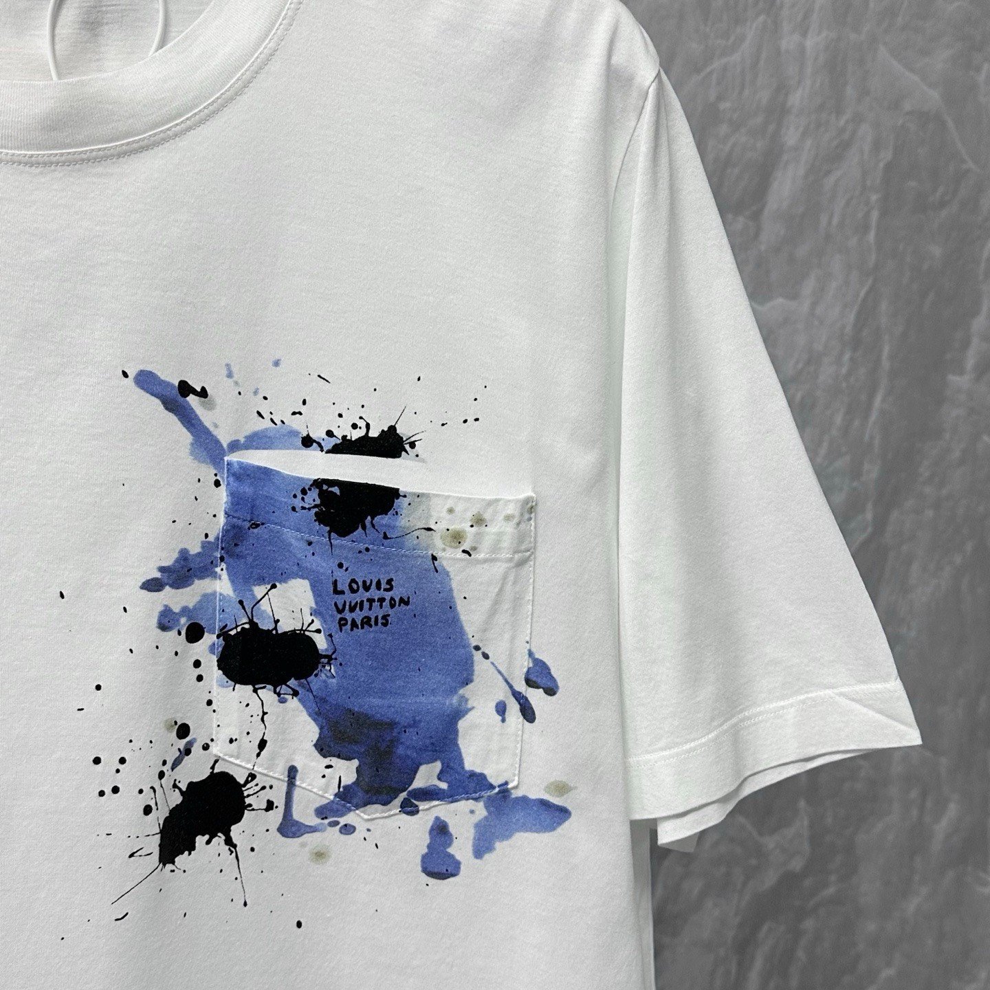 Louis Vuitton Ink Print Pocket T-Shirt — detail