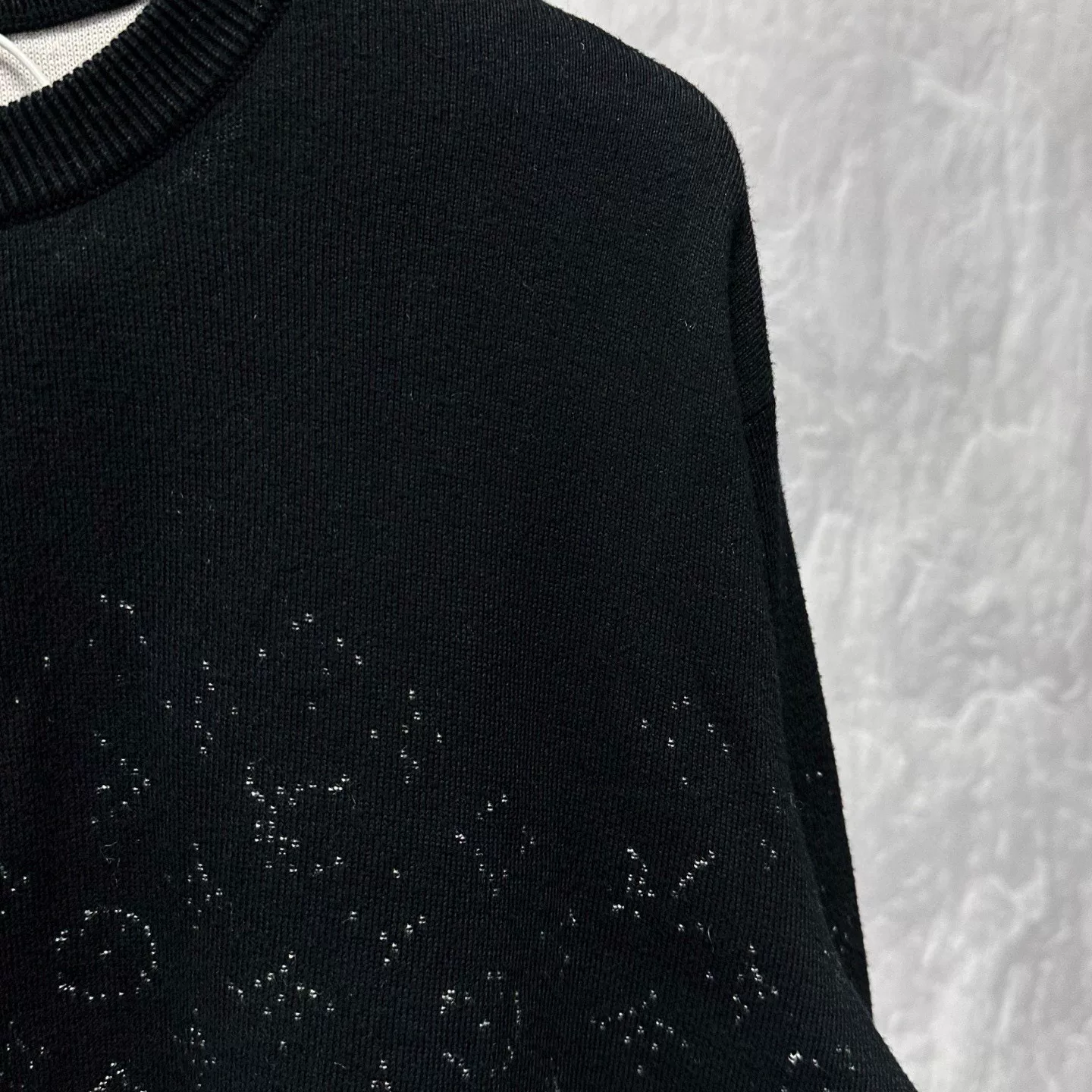 Louis Vuitton Gradient Knit Sweater M — detail