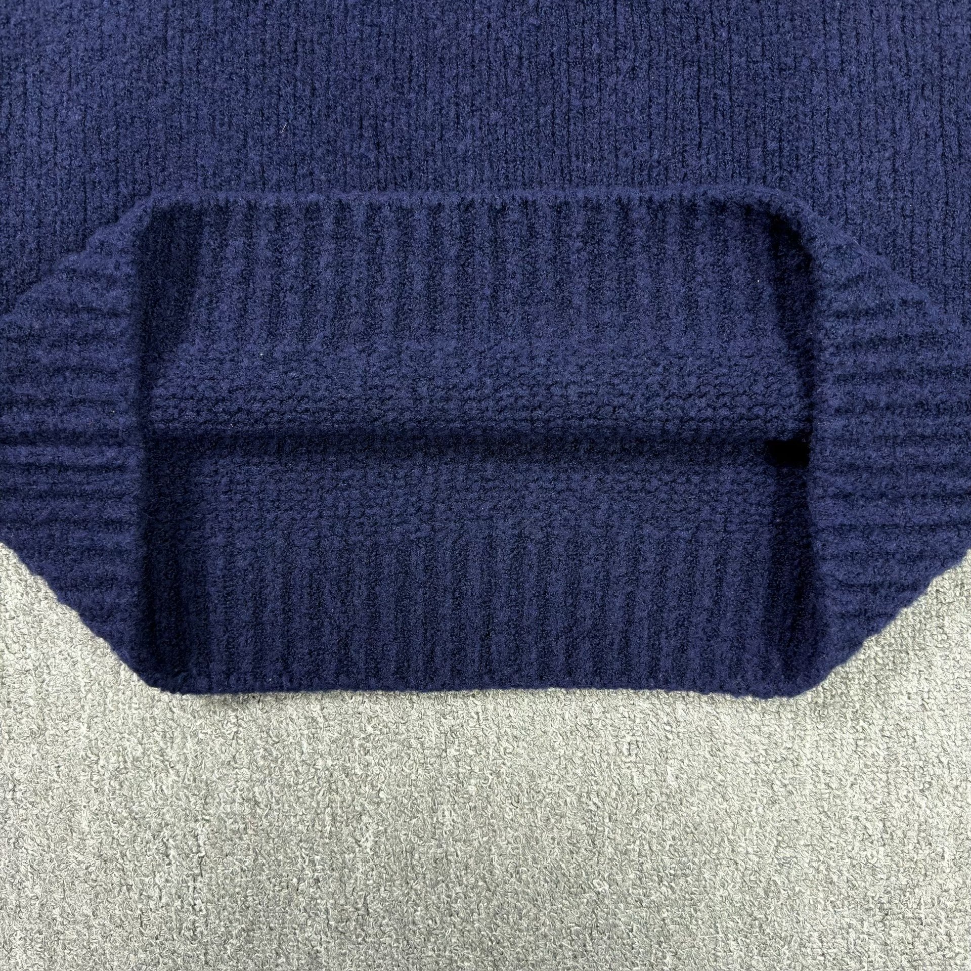 LV Logo Dark Blue Crew Neck Sweater — label