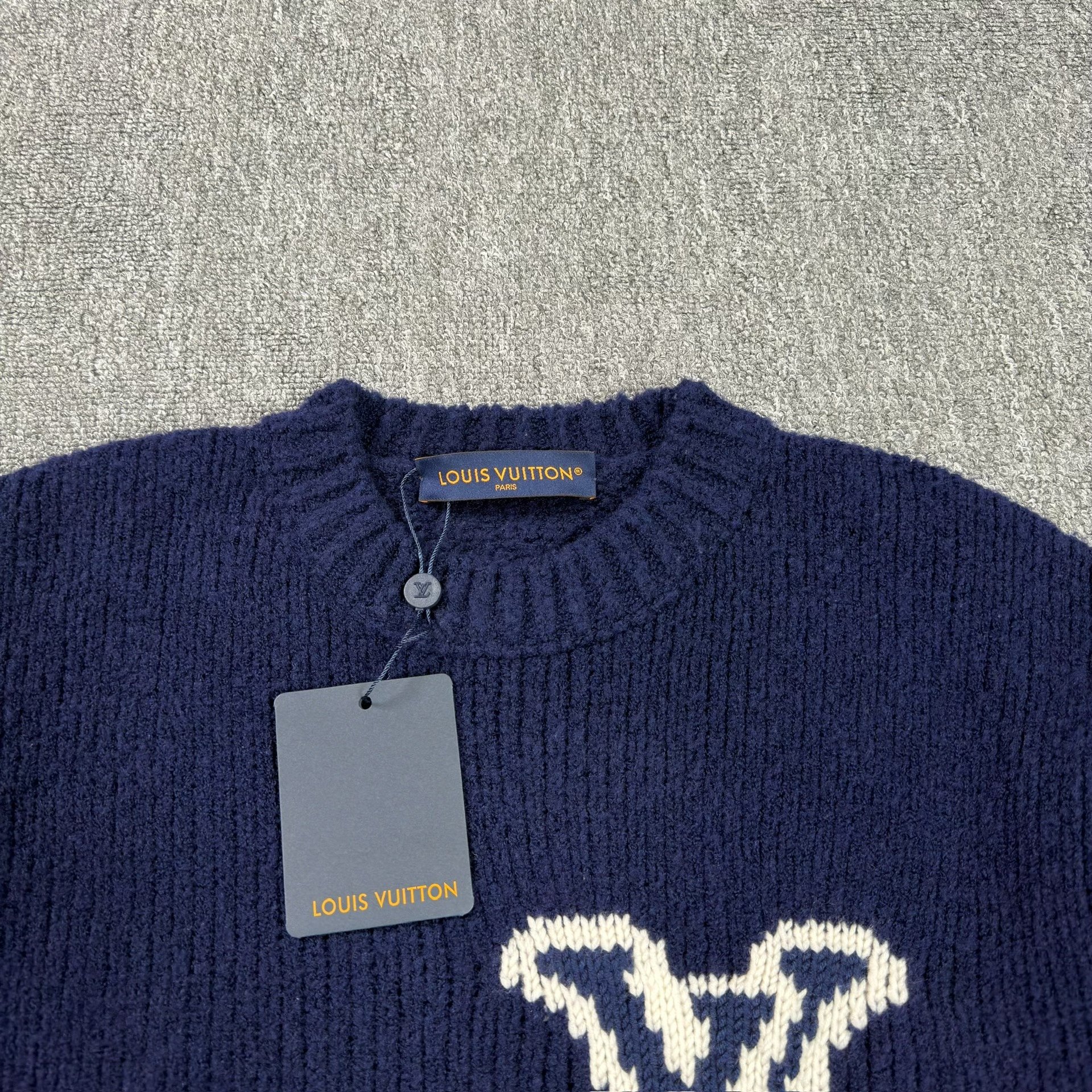 LV Logo Dark Blue Crew Neck Sweater — detail