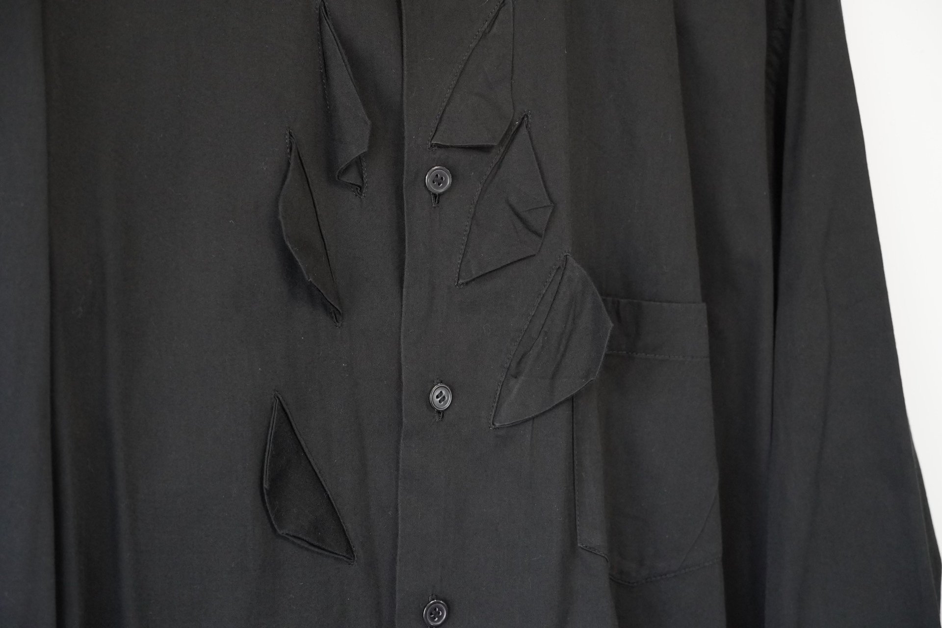 Yohji Yamamoto 12SS Irregular Collar Shirt — detail