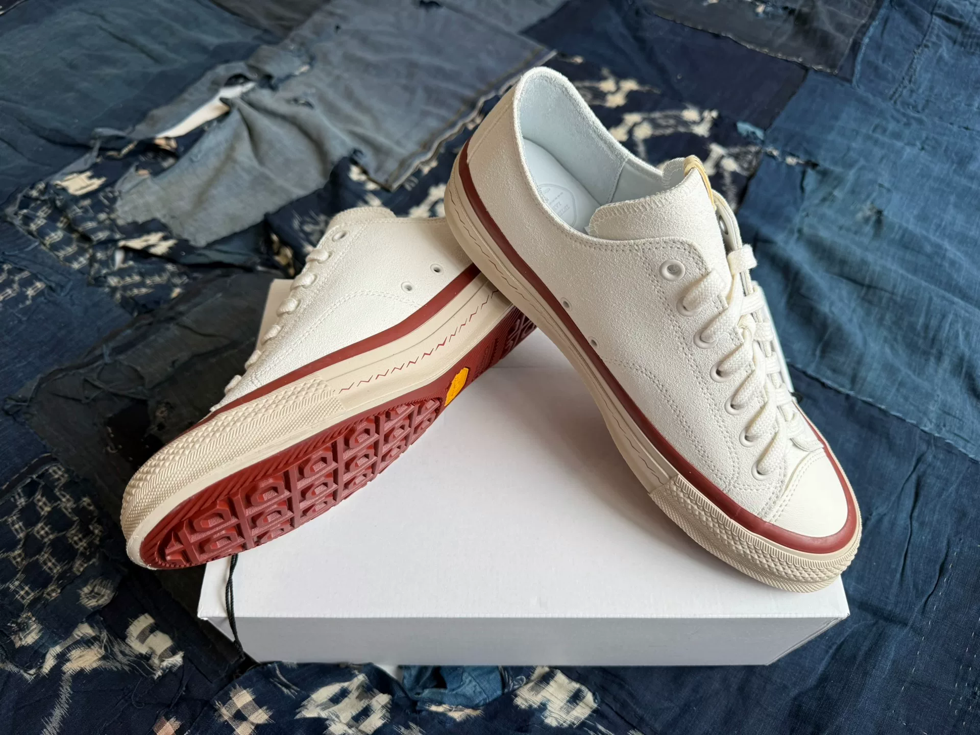 VISVIM 25AW SKAGWAY LO SUEDE SNEAKERS — front