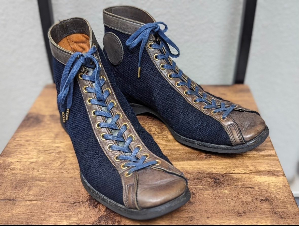 CLINCH x NITEKLUB Indigo Sashiko Boxing Boots — label